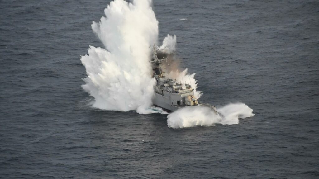 Francia, test operativo con drone navale esplosivo su mercantile - VIDEO - difesanews.com Francia, test operativo con drone navale esplosivo su mercantile - VIDEO - difesanews.com