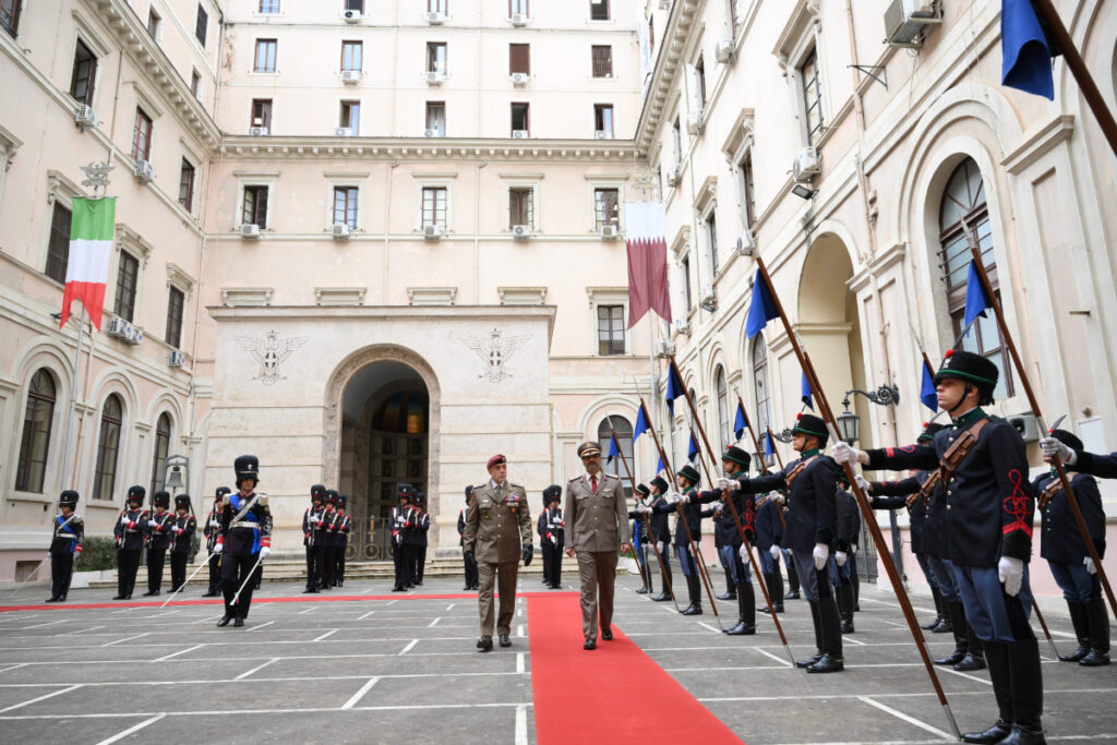Il Comandante delle Forze di Terra del Qatar in Italia per approfondire intese operative - difesanews.com