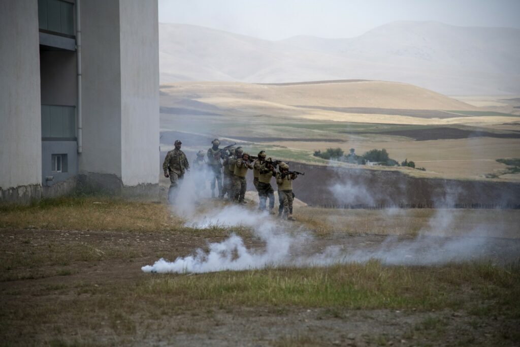 Operazione Operazione "Prima Parthica": Addestramento delle Forze Curde contro il DAESH - difesanews.com