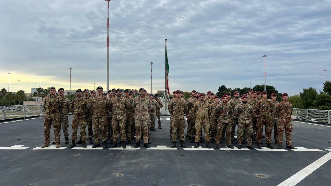 Lampo-25: il Generale Paracadutista Cardea esercita il Italian Joint Force Headquarters (JFHQ) - difesanews.com Lampo-25: il Generale Paracadutista Cardea esercita il Italian Joint Force Headquarters (JFHQ) - difesanews.com