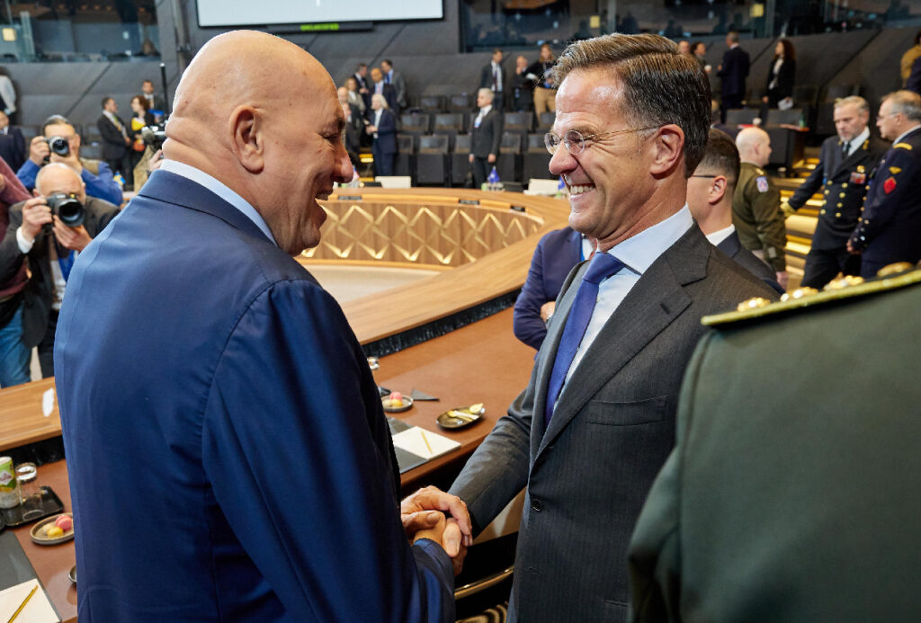 Gli Europei vogliono la Difesa : Sostegno al Potenziamento delle Spese Militari - difesanews.com Crosetto: Piano per Riarmo e Rilevanza nella NATO - difesanews.com