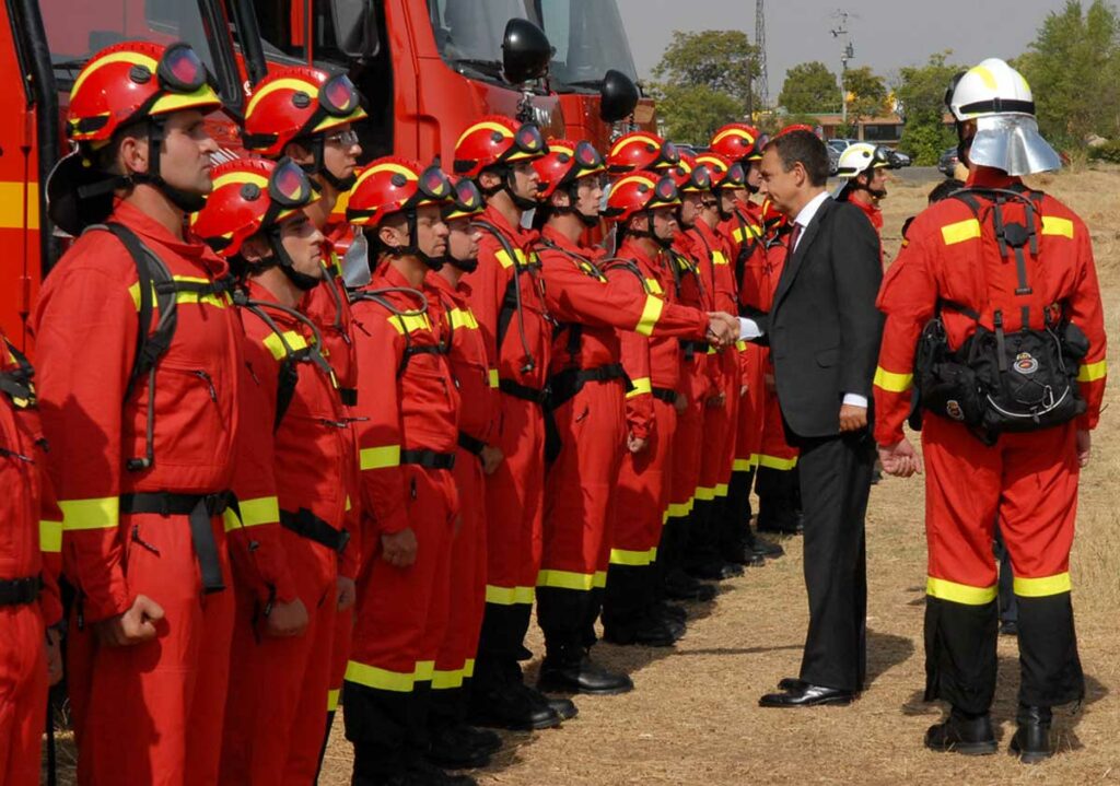 Perché in Italia e Francia ci sono soldati armati per le strade, e in Spagna no? - difesanews.com