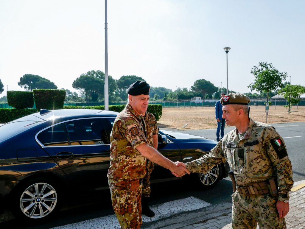 Passaggio di Comando al COMFOSE: continuità, valori e nuove sfide per le Forze Speciali - difesanews.com Passaggio di Comando al COMFOSE: continuità, valori e nuove sfide per le Forze Speciali - difesanews.com