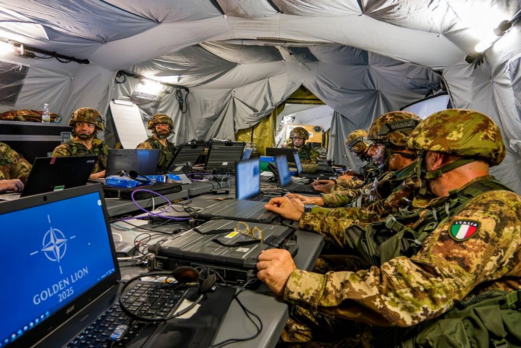 Le Sfide Convergenti dell’Esercito Italiano e Britannico - DIFESANEWS.COM - Notizie difesa, sicurezza e geopolitica Golden Lion 2025: La Divisione Vittorio Veneto Si Prepara per l’Impegno NATO - difesanews.com