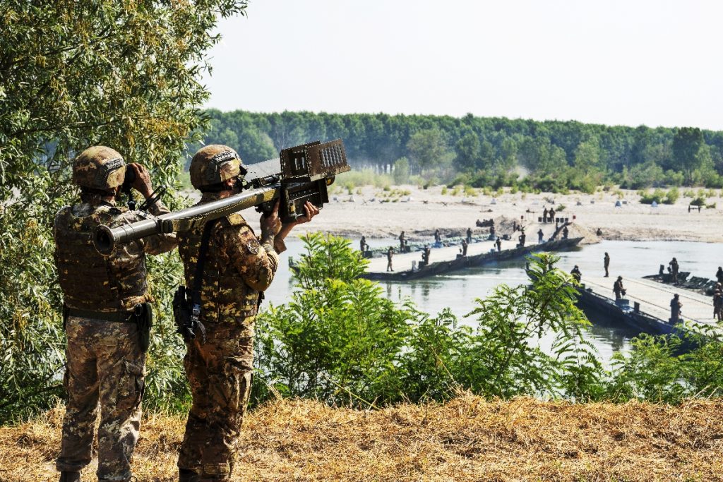 Interoperabilità e Innovazione: Il Successo delle Esercitazioni dell’Esercito 'Cerbero' e 'Stige' - difesanews.com Interoperabilità e Innovazione: Il Successo delle Esercitazioni dell’Esercito 'Cerbero' e 'Stige' - difesanews.com