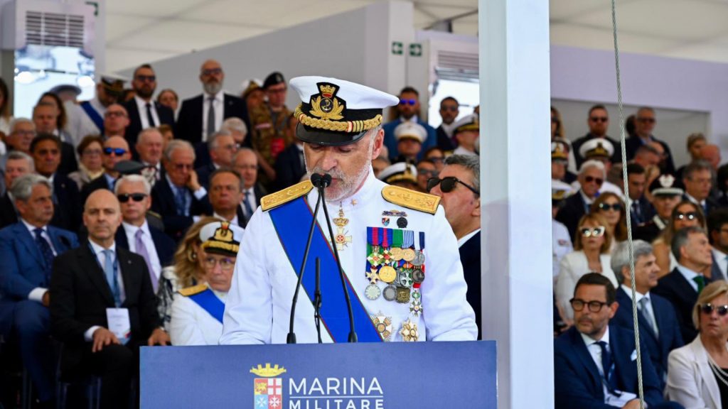 Giornata della Marina 2025: coraggio, passione e senso del dovere - difesanews.com Giornata della Marina 2025: coraggio, passione e senso del dovere per l’Italia sul mare - difesanews.com