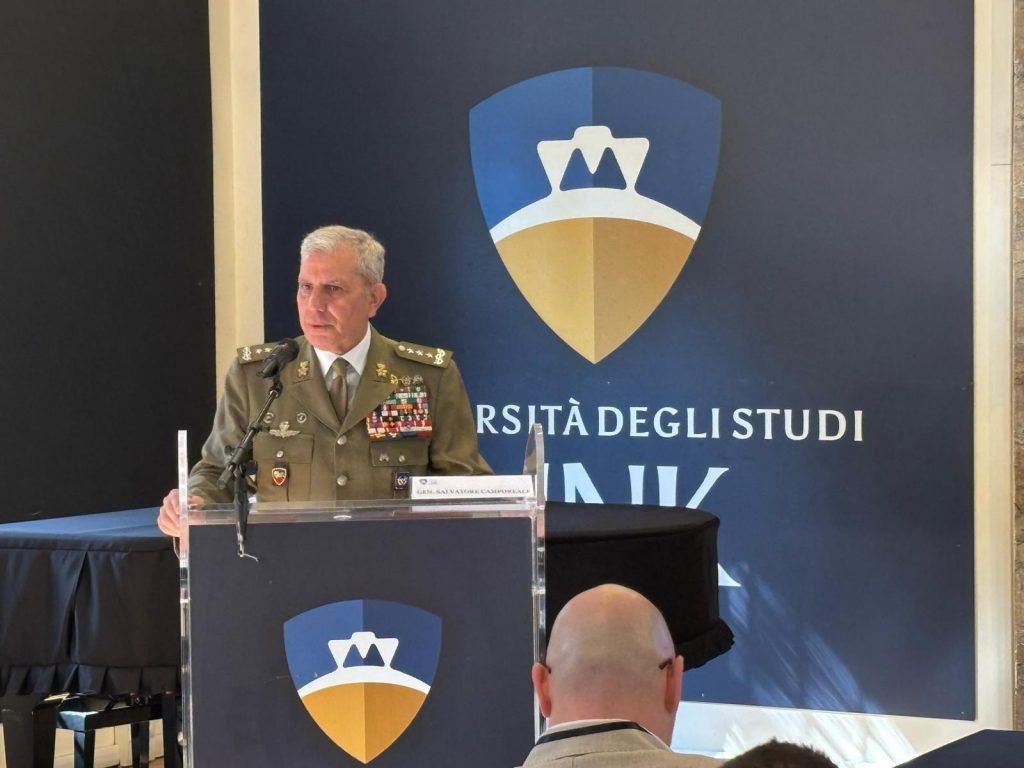 Il Futuro della Difesa: Strategie e Tecnologie per l'Esercito del 2025 - difesanews.com