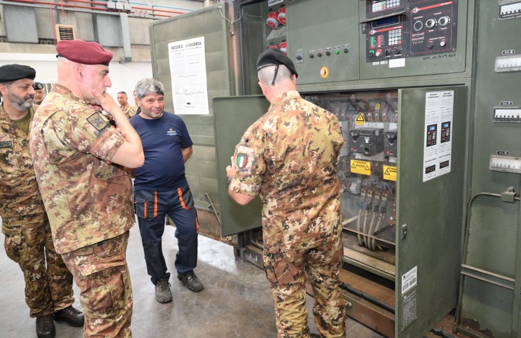 Il Valore del Personale Logistico dell'Esercito: La Visita del Capo di SME al Polo di Mantenimento Pesante Sud" - difesanews.com