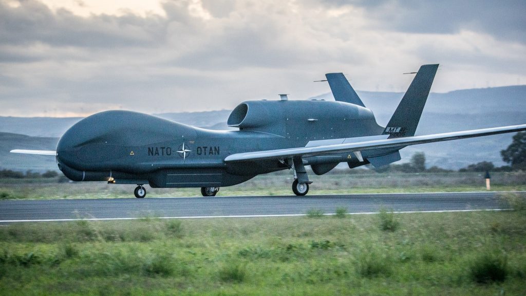 Cambio di Comando alla NISRF: La Forza di Intelligence della NATO alla Base di Sigonella - difesanews.com Cambio di Comando alla NISRF: La Forza di Intelligence della NATO alla Base di Sigonella - difesanews.com