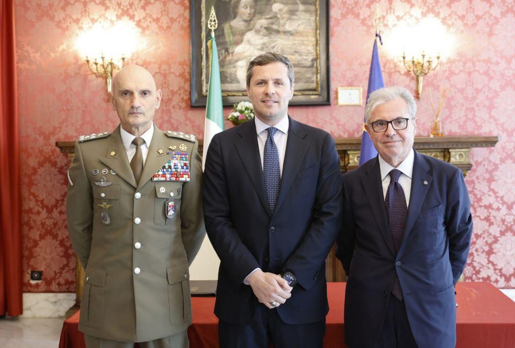 Accordo Difesa-ACN: nasce una difesa comune per la sicurezza cibernetica nazionale - difesanews.com