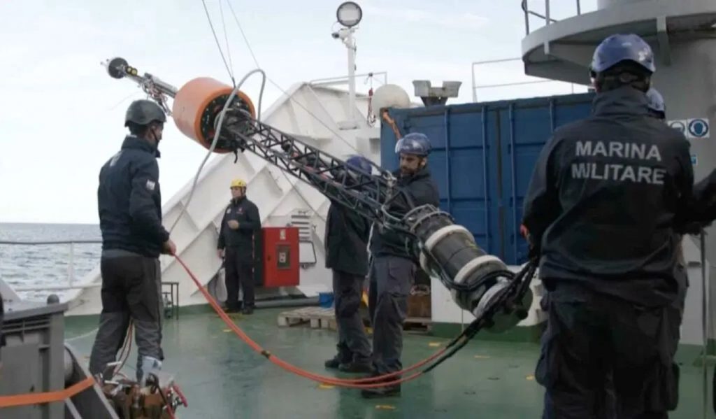 Alliance nel Baltico: la nave italiana guida la difesa sottomarina della NATO - difesanews.com