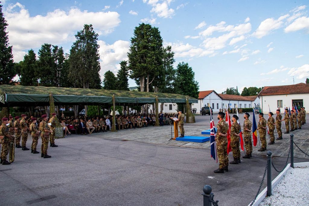 Firenze, la Vittorio Veneto diventa NATO Multinational Division South - difesanews.com Firenze: nasce la Multinational Division South, nuova unità strategica della NATO - difesanews.com